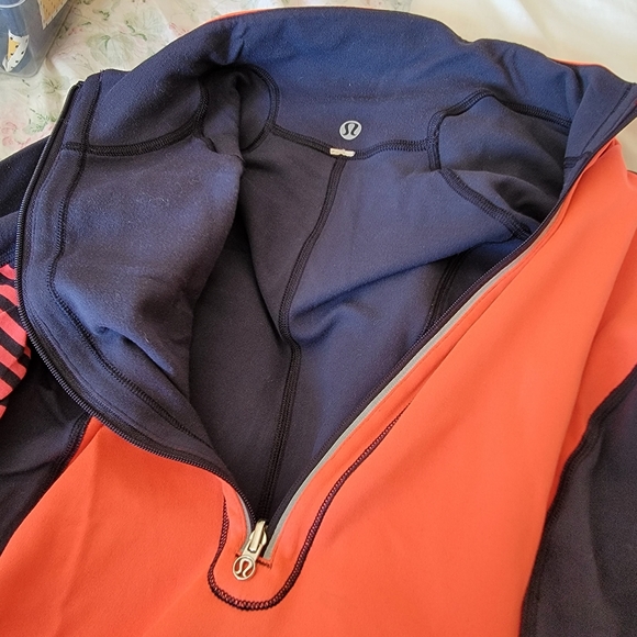 Lululemon - Picture 5 of 5